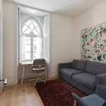 Flh Av. Liberdade Stunning Apartment With Balcony & Parking