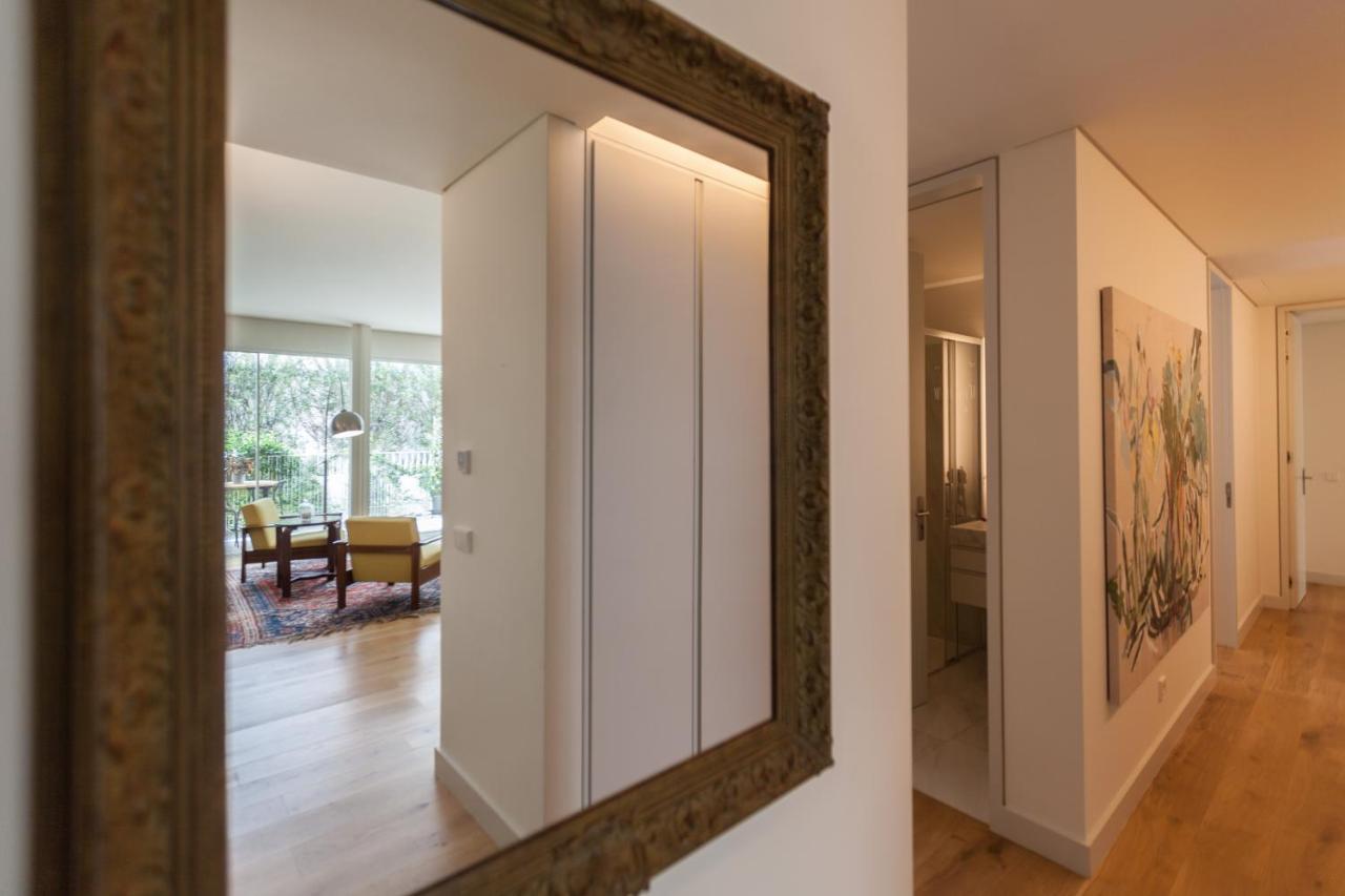 Flh Av. Liberdade Stunning With Balcony & Parking *